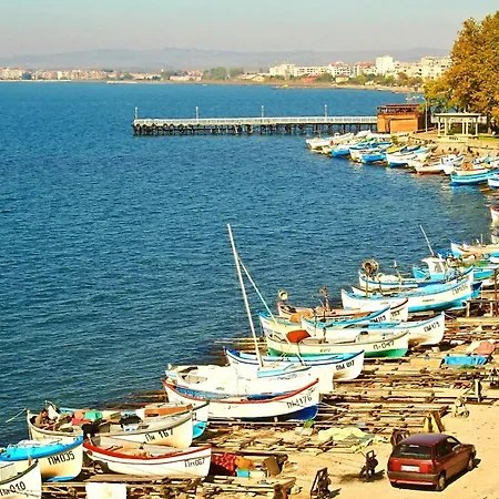 Pomorie Sea&history Apartment